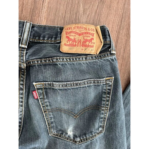Levi's 501 Button Fly Jeans 32x34 Medium Blue Denim Straight Leg - Picture 5 of 5